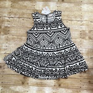 Lularoe Eliana - black/white Aztec - size S